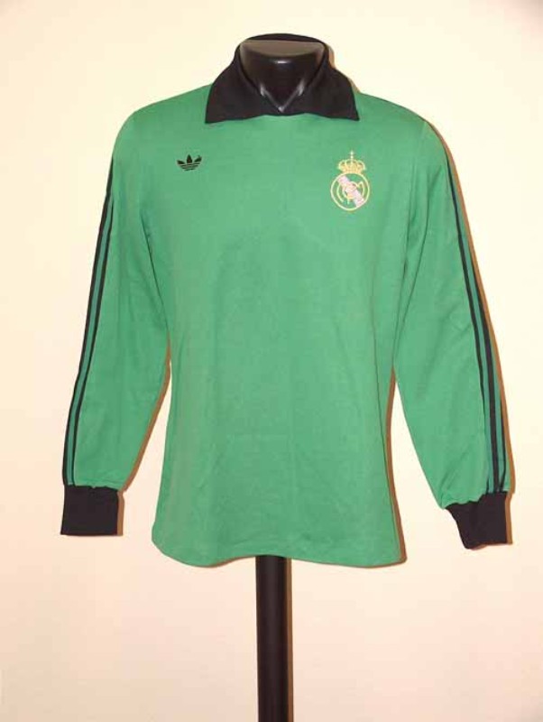 Equipación de portero de Real Madrid 76-77