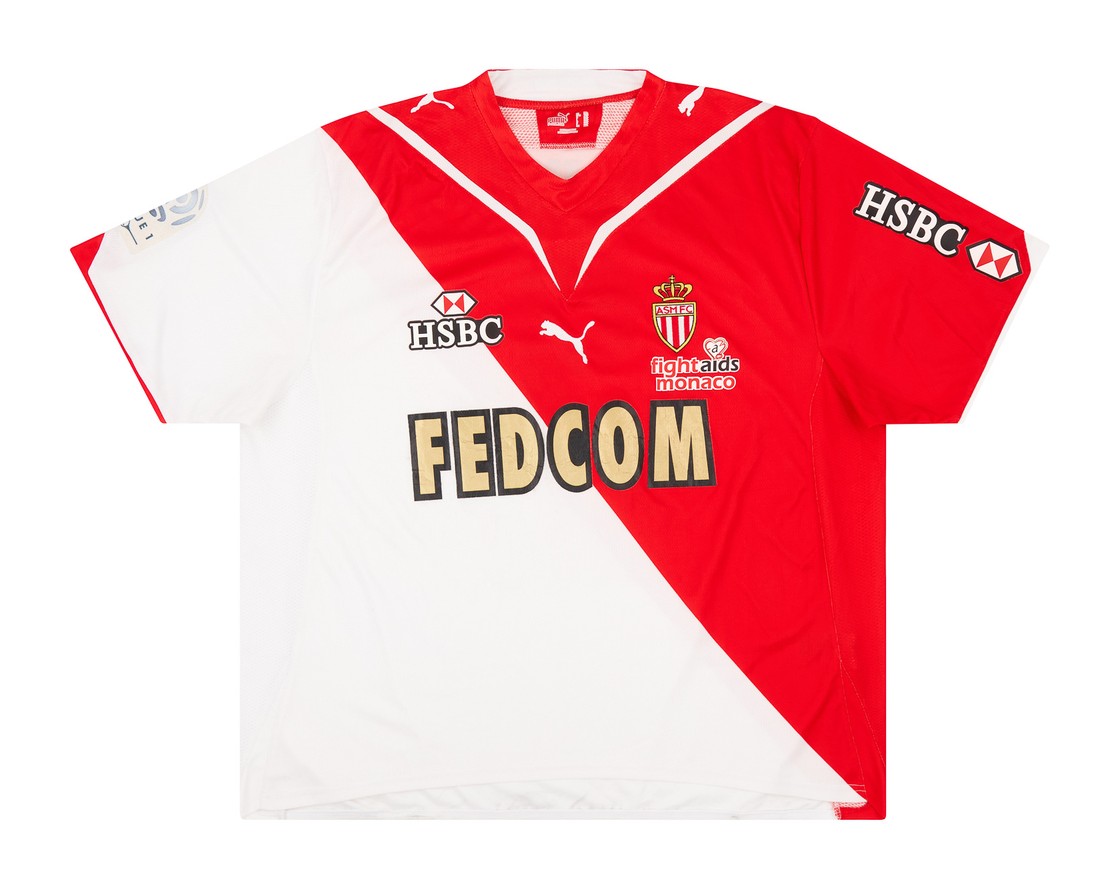 Primera equipación de Monaco 09-10
