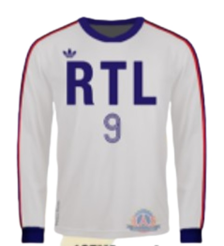Segunda equipación de Paris Saint-Germain 77-78