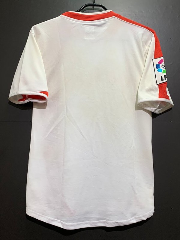 Primera equipación de Sevilla FC 04-05