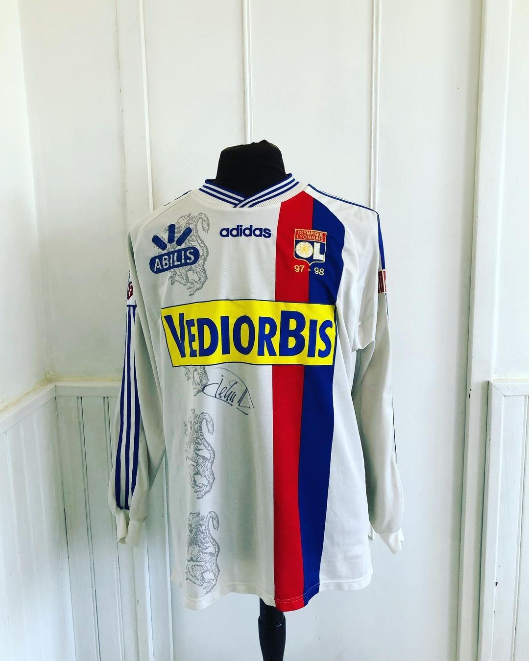 Olympique Lyonnais 97-98 Local 3