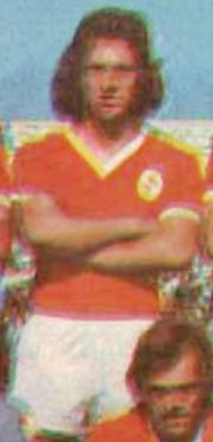 Primera equipación de Benfica 75-76