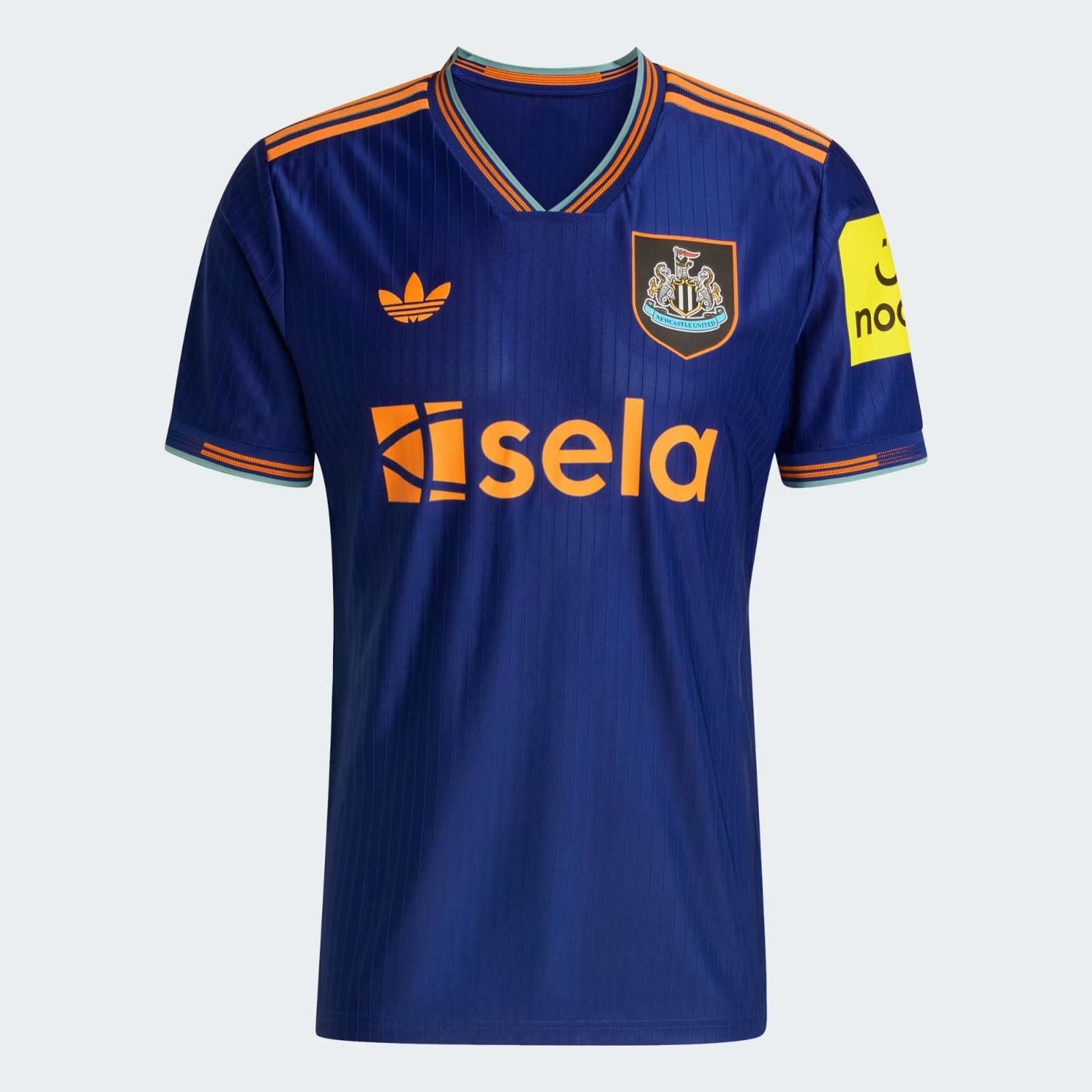 Tercera equipación de Newcastle 25-26