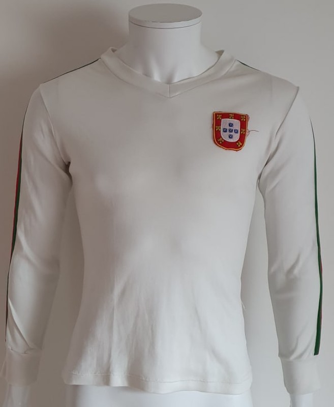 Segunda equipación de Portugal 1980