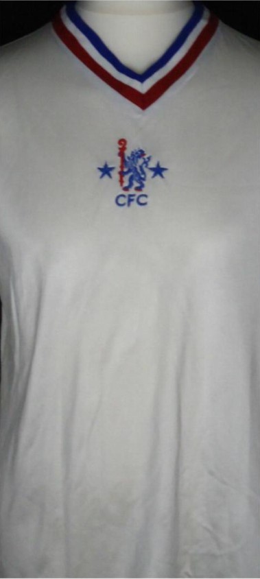 Tercera equipación de Chelsea 83-84