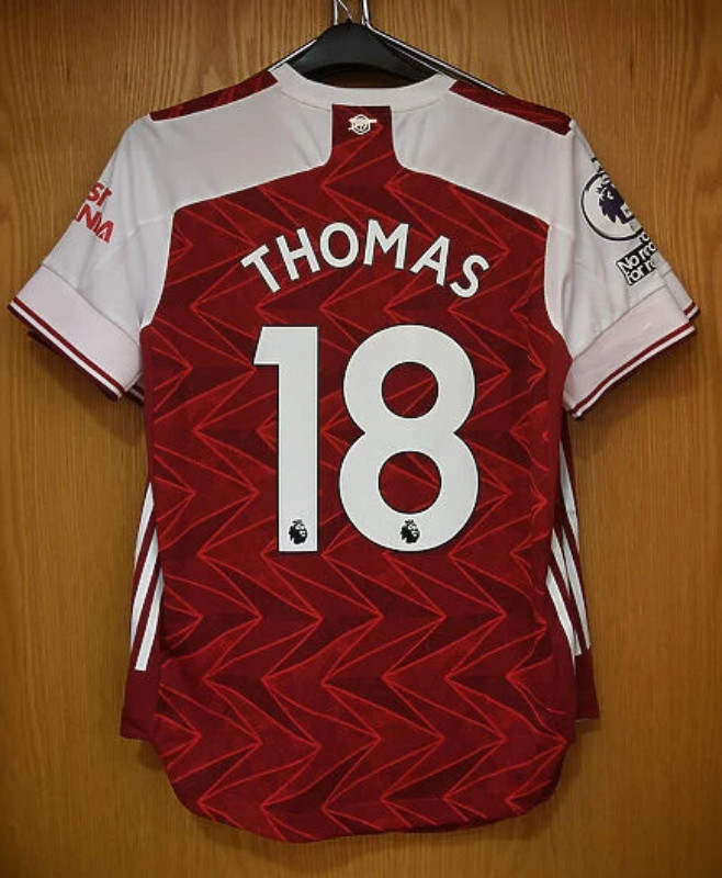 Arsenal FC 20-21 Local