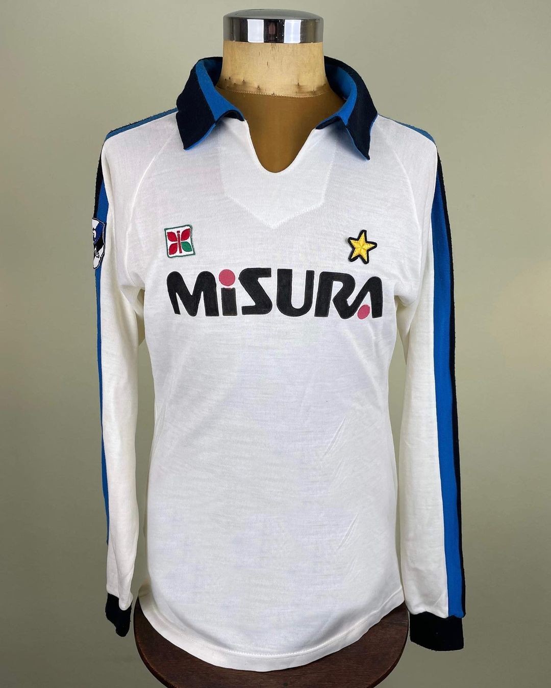 Segunda equipación de Inter de Milán 83-84