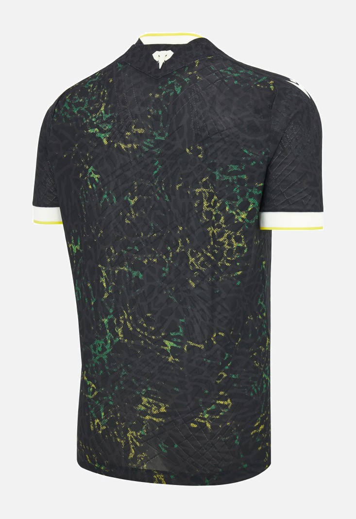 Segunda equipación de Nantes 26-27