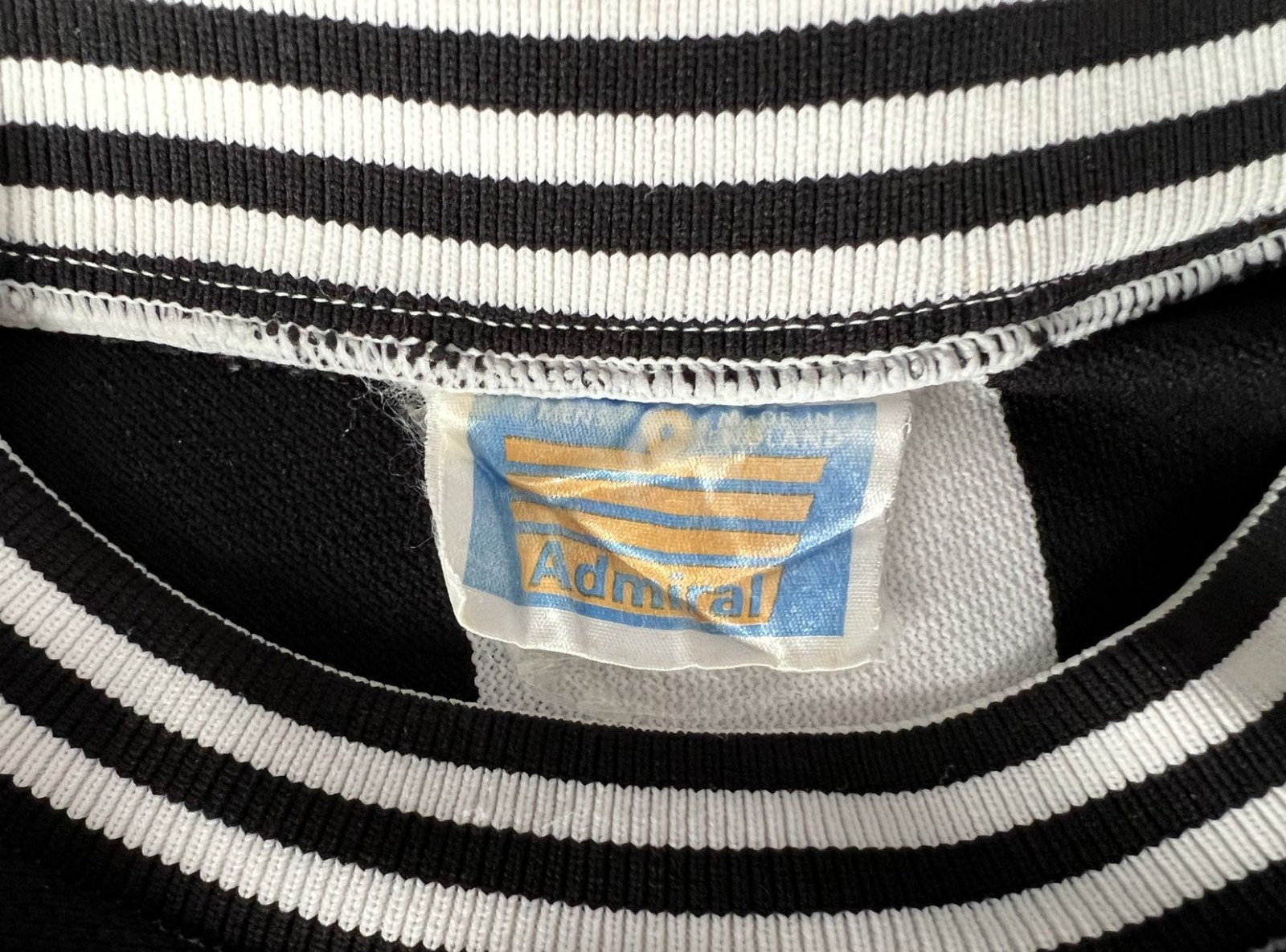Newcastle United 73-74 Local 2