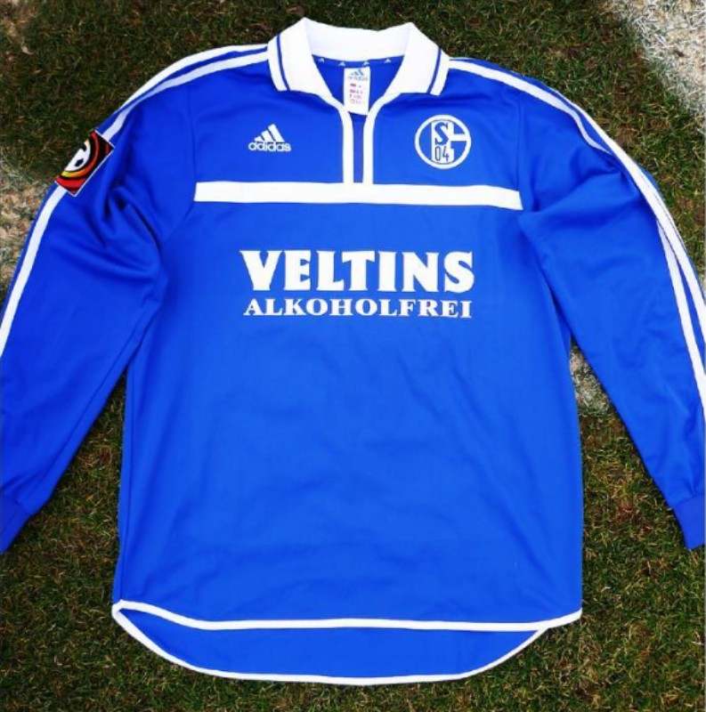 Primera equipación de Schalke 04 00-01