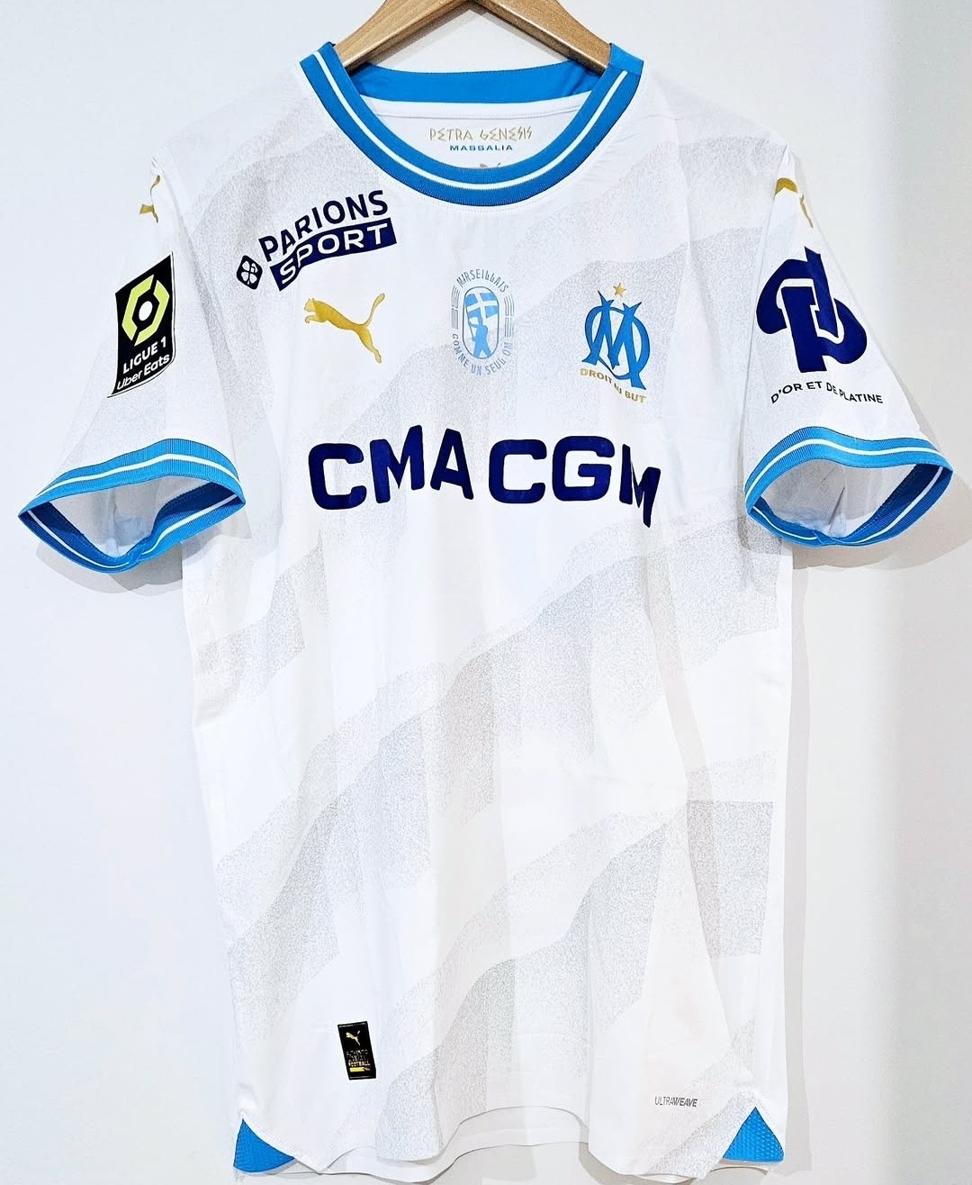 Primera equipación de Olympique de Marsella 23-24