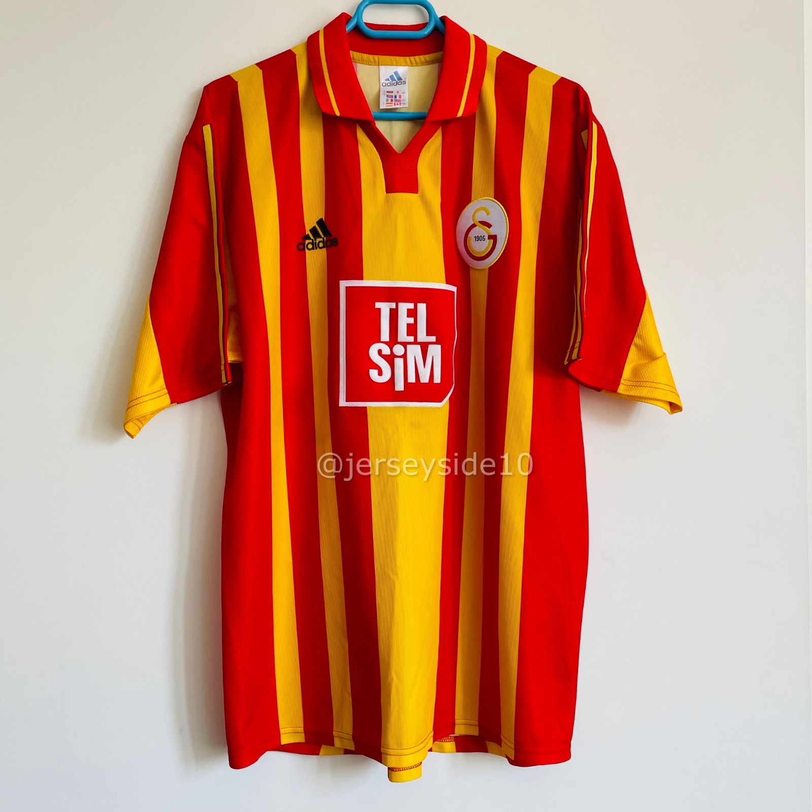Galatasaray 00-01 Local 2
