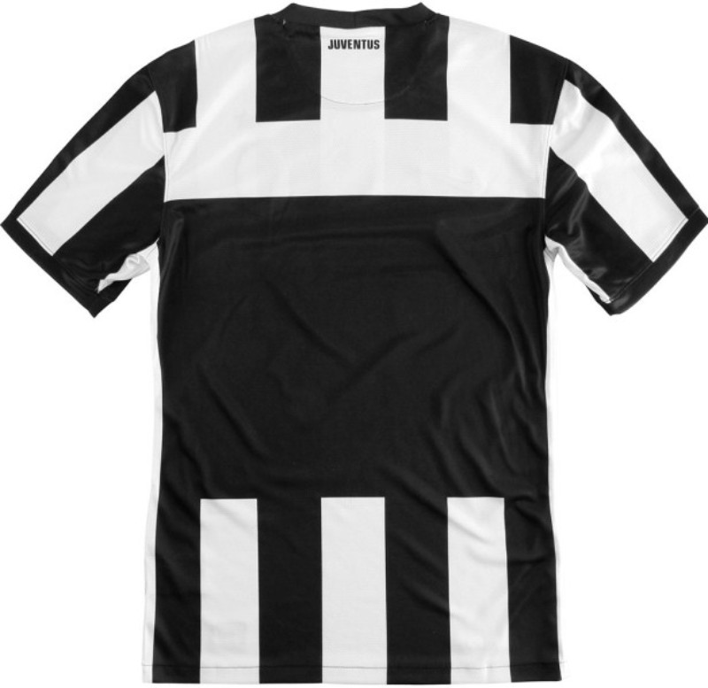 Juventus FC 12-13 Local 2