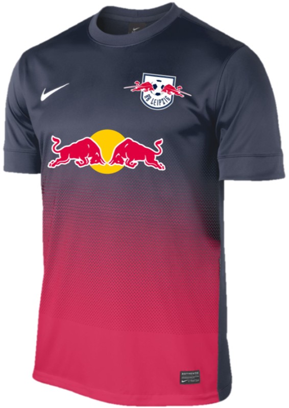 Tercera equipación de Leipzig 14-15