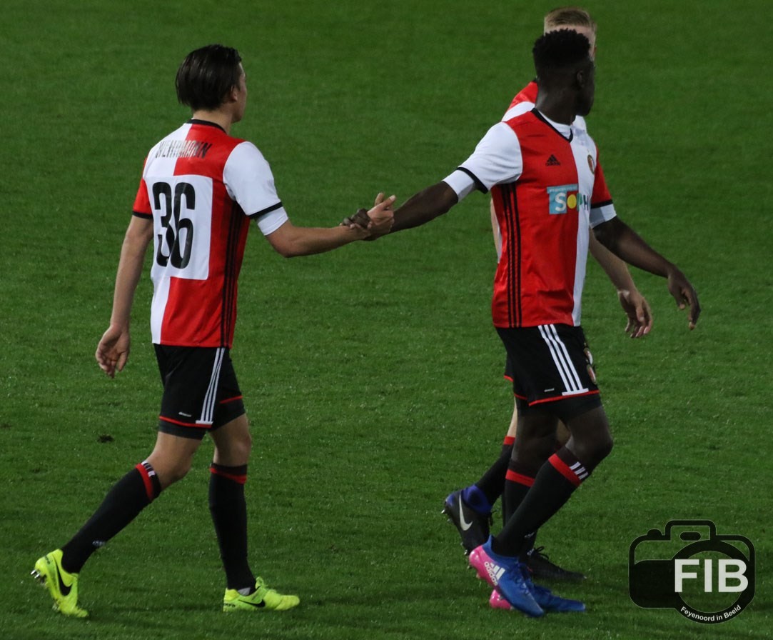 Feyenoord 16-17 Local 2