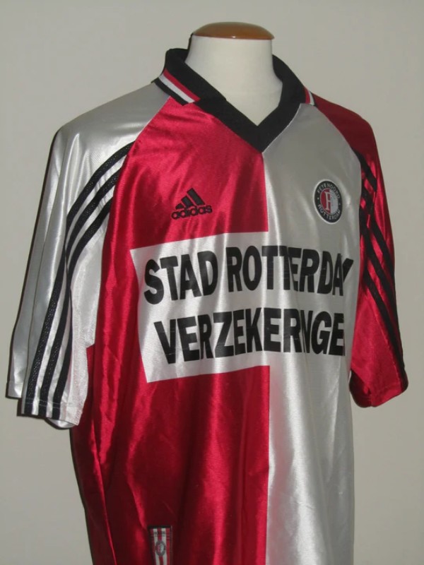 Feyenoord 98-99 Local 4