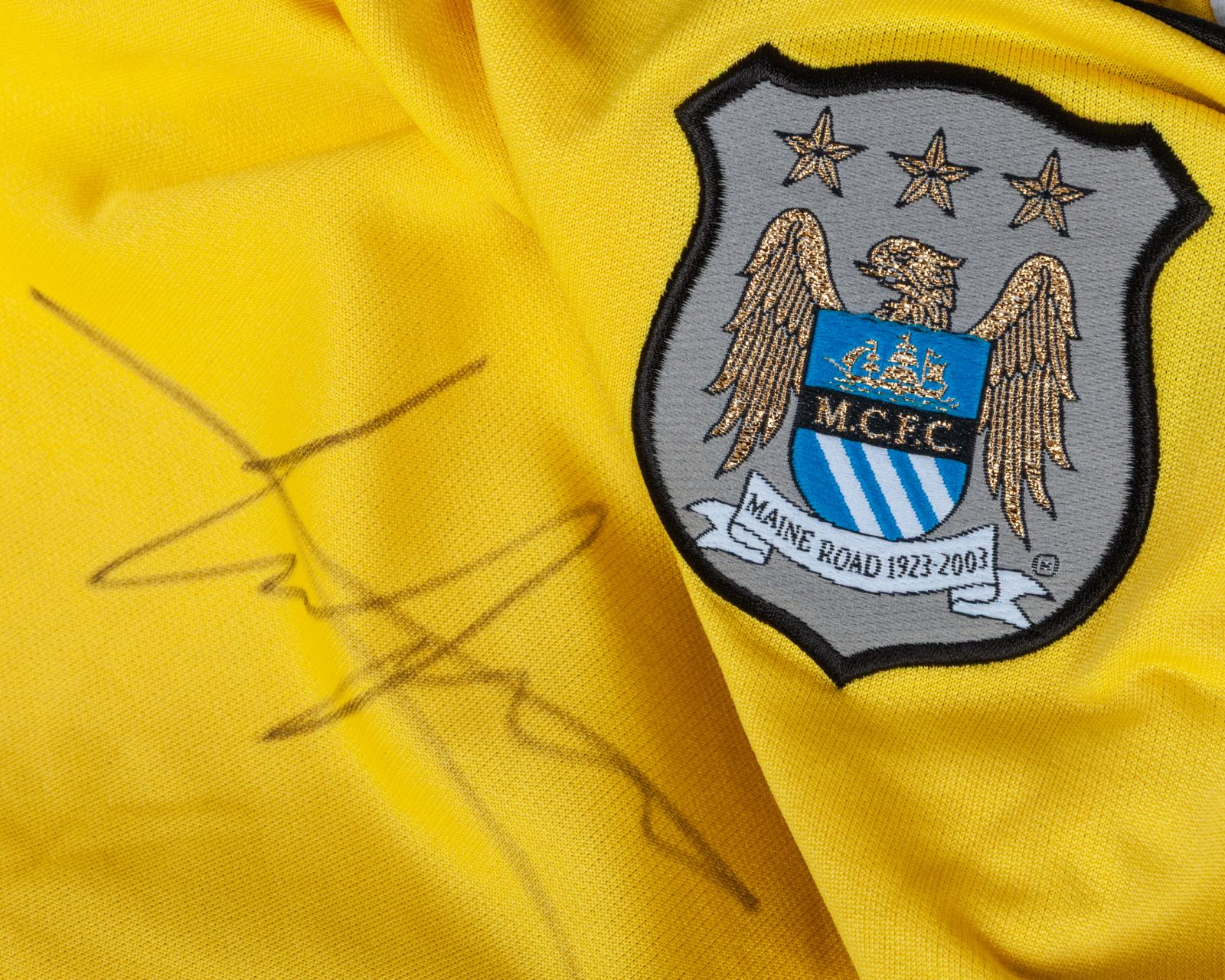 Manchester City 02-03 Portero 3