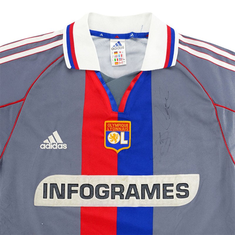 Olympique Lyonnais 00-01 Visitante 4