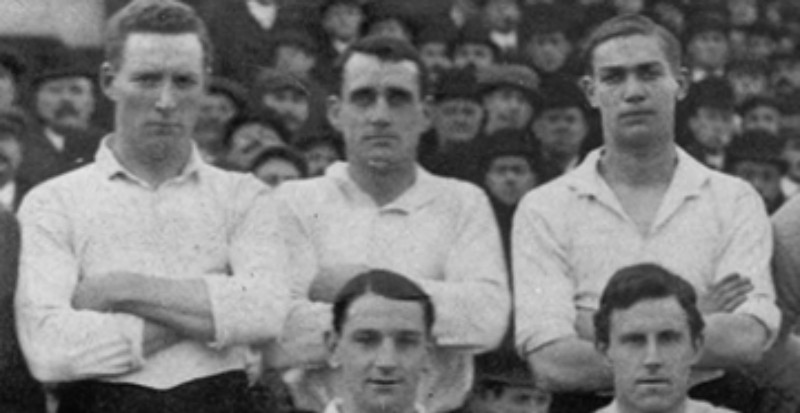 Primera equipación de Tottenham 1909-10