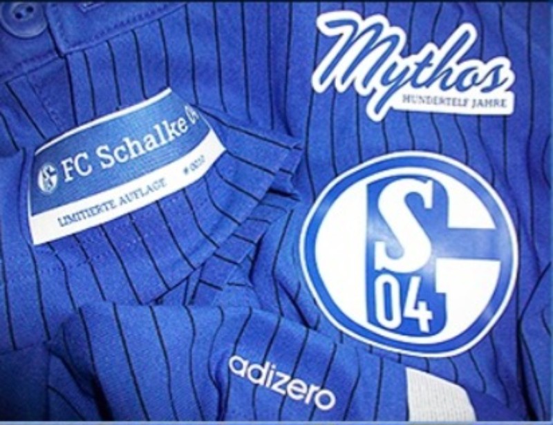 Schalke 04 14-15 Local 3