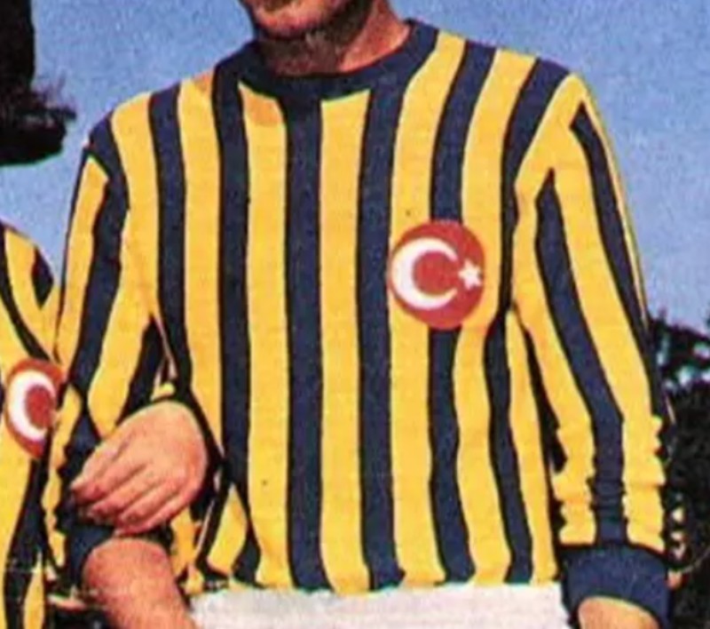 Primera equipación de Fenerbahçe 65-66
