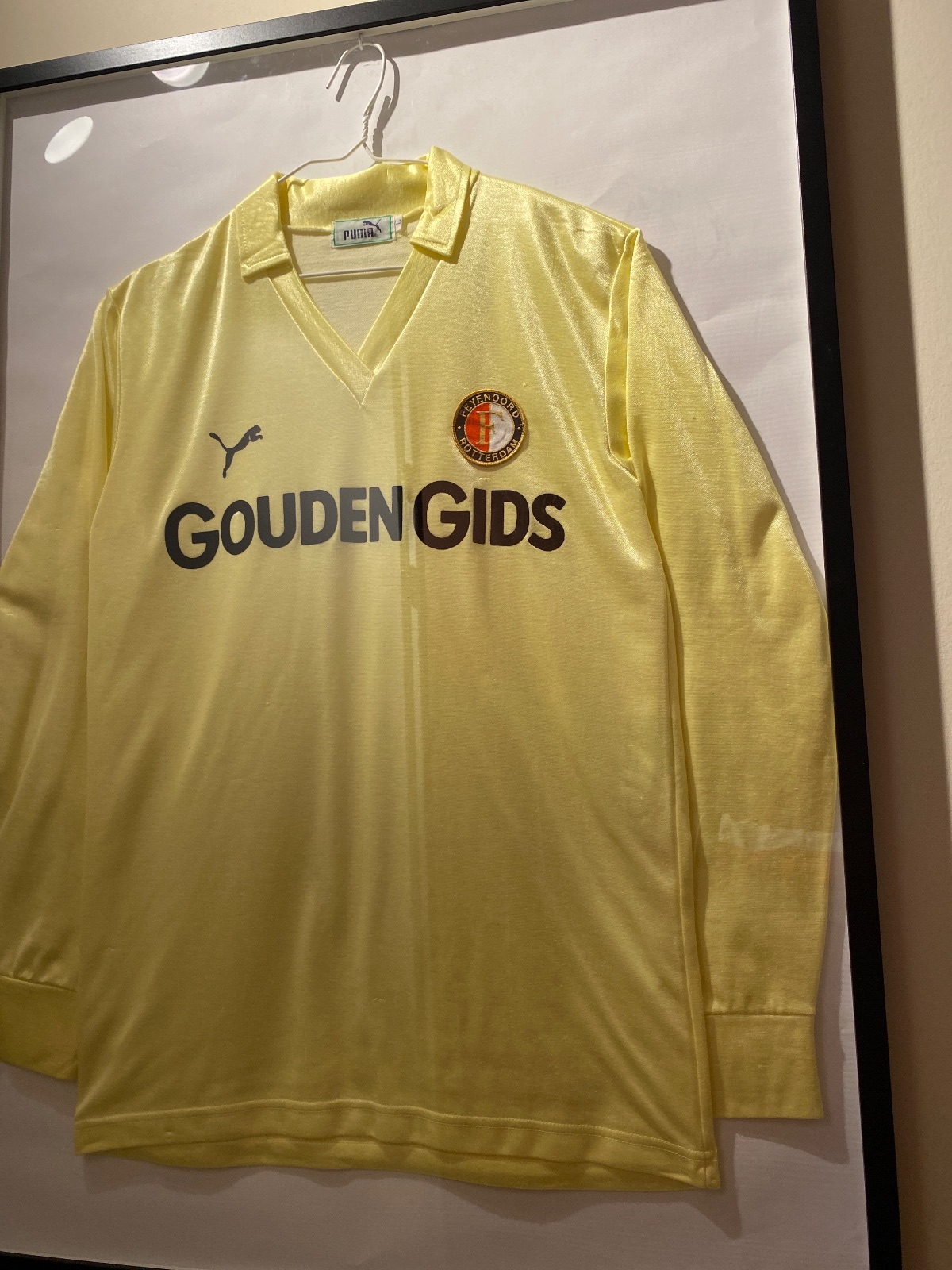 Feyenoord 83-84 Visitante 4