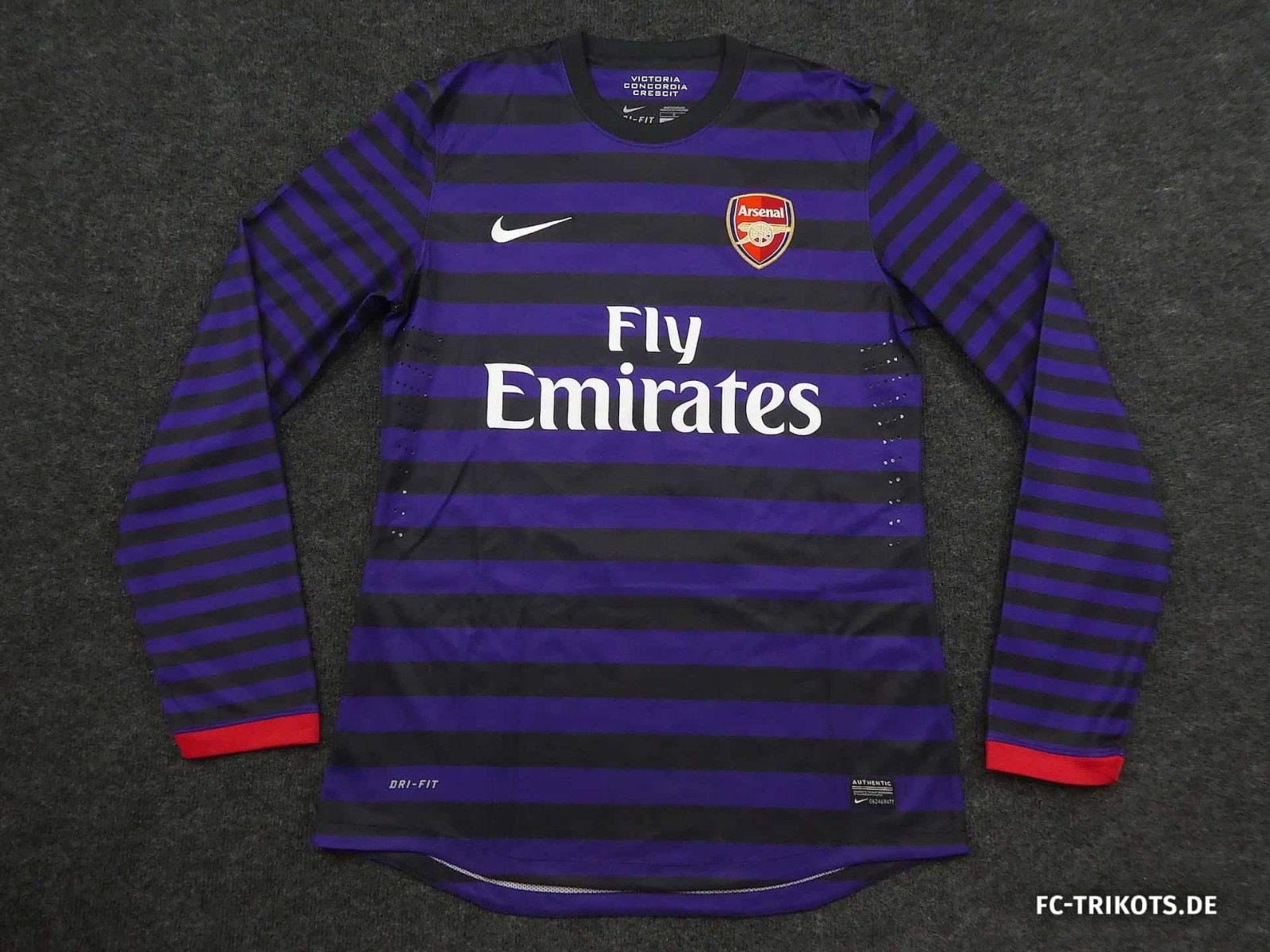 Arsenal FC 12-13 Visitante 4