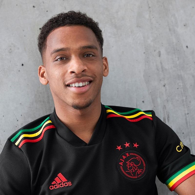 Ajax Amsterdam 21-22 Tercera 4