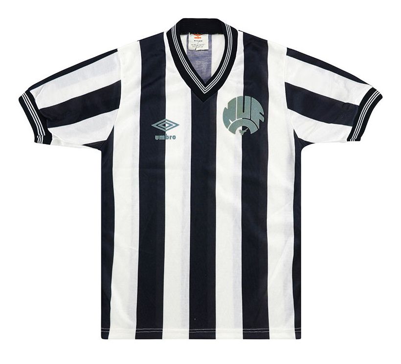 Newcastle United 85-86 Local