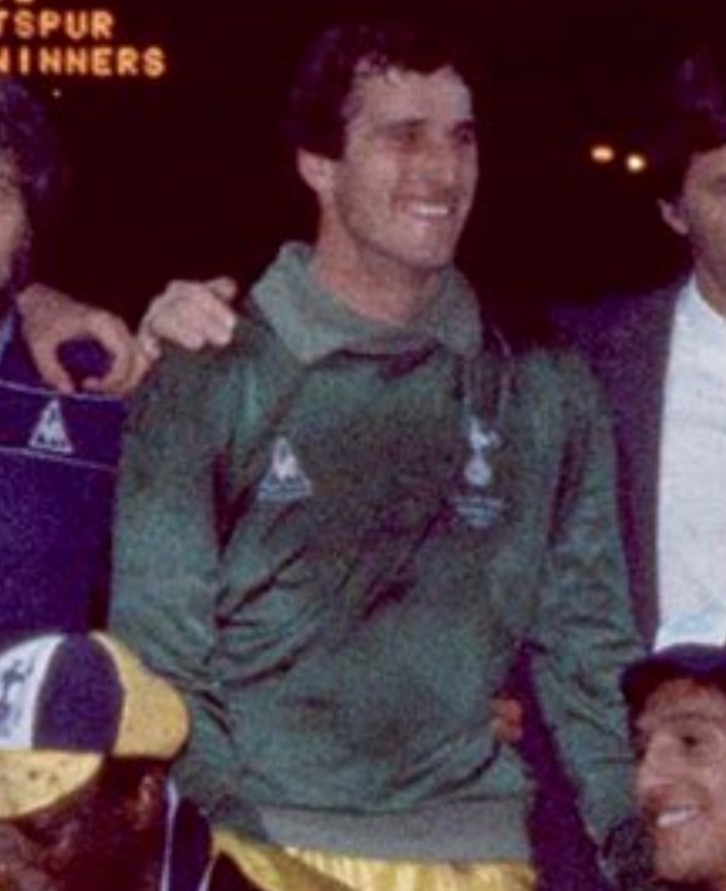 Equipación de portero de Tottenham 82-83