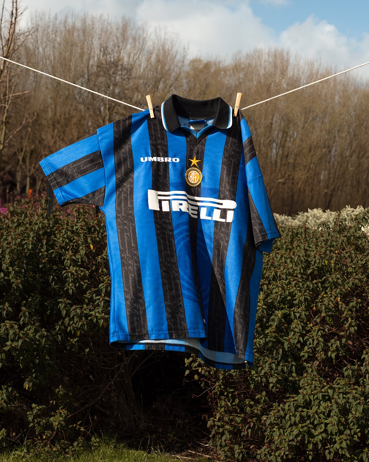 Inter Milan 97-98 Local 4