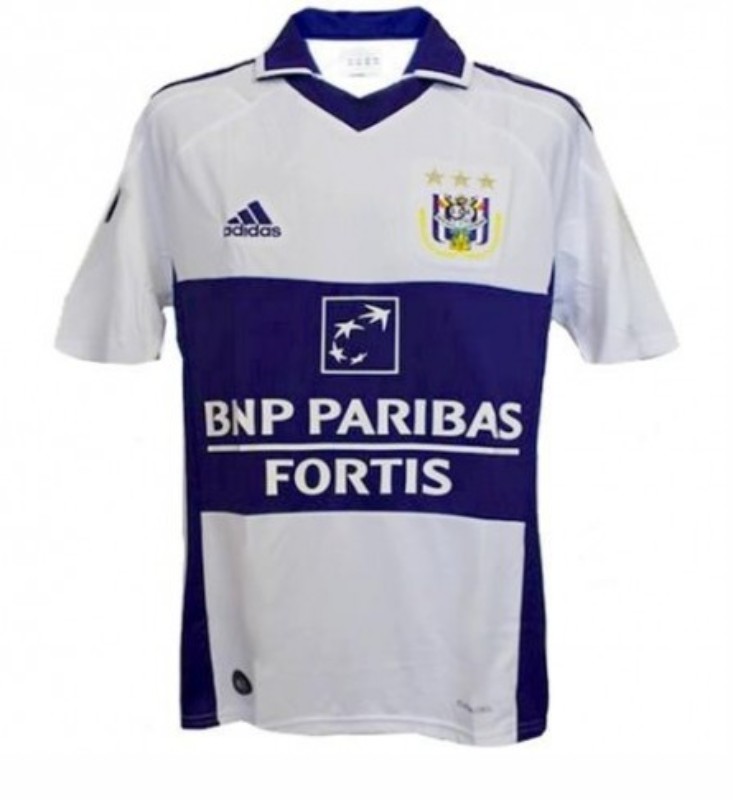 Primera equipación de Anderlecht 11-12