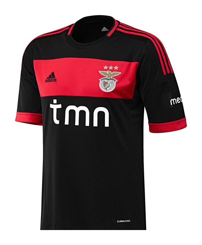 Segunda equipación de Benfica 12-13
