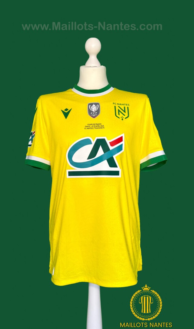 Equipación especial de Nantes 22-23