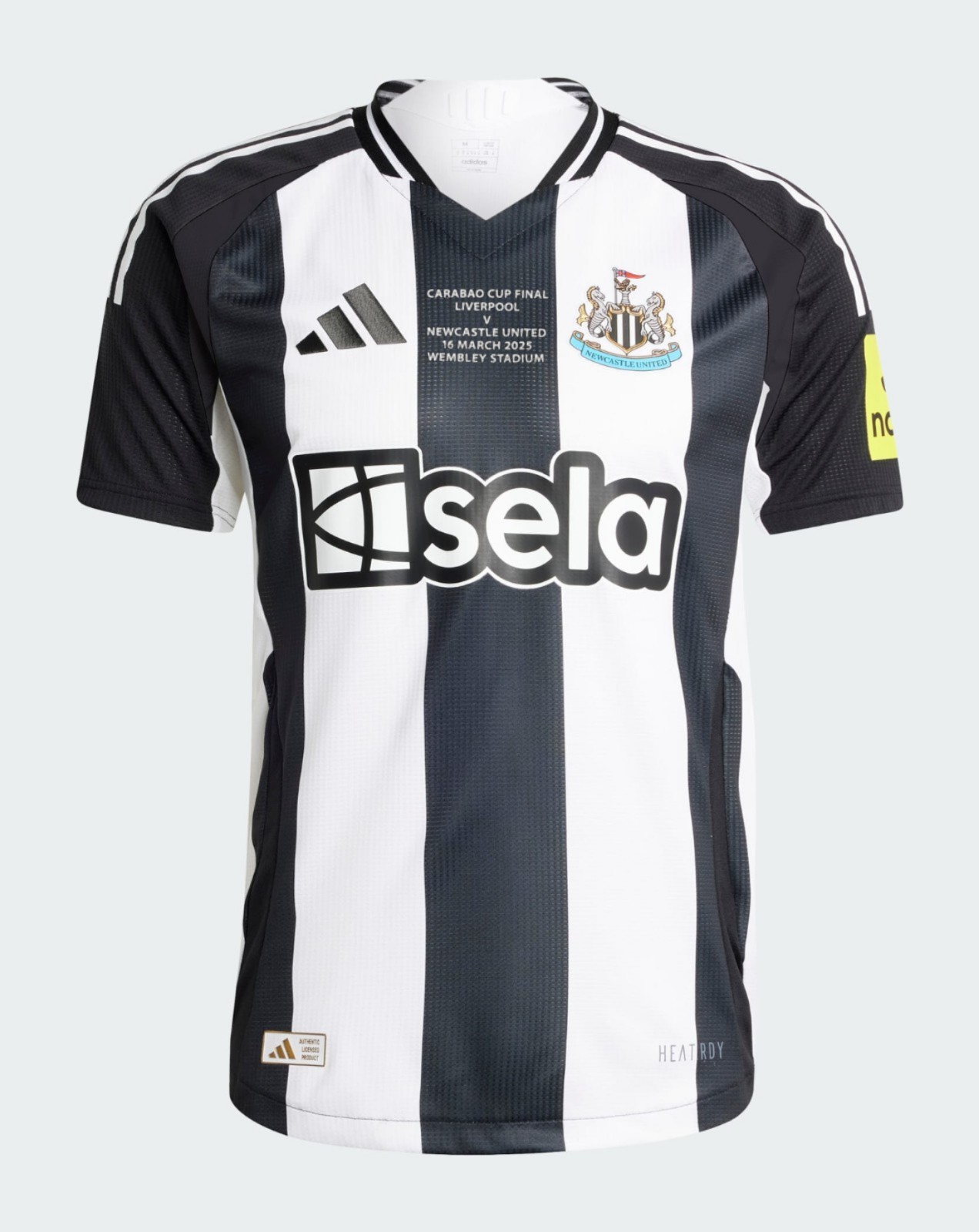 Equipación especial de Newcastle 24-25
