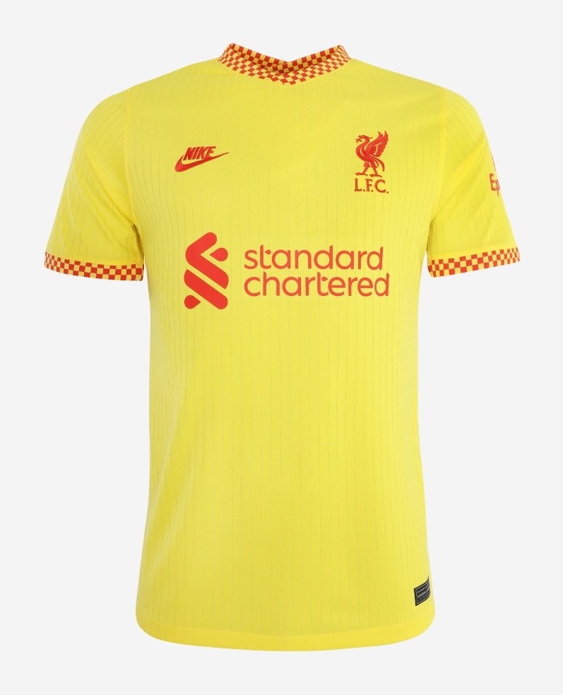 Tercera equipación de LiverpoolFC 21-22