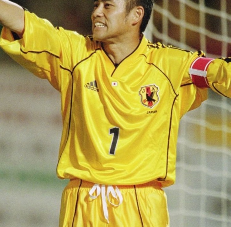Equipación de portero de Japón 2000