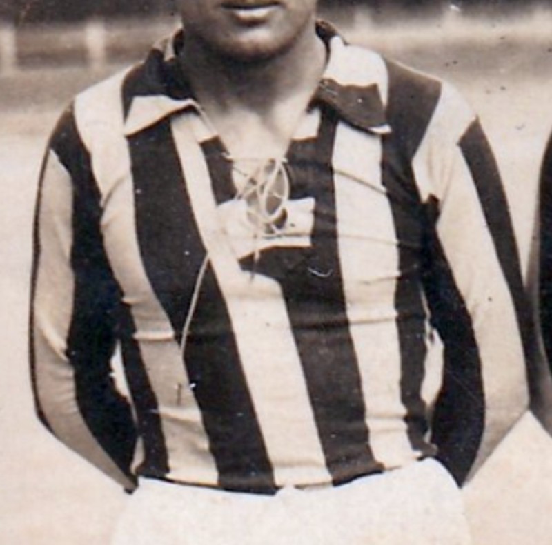 Primera equipación de Fenerbahçe 1943-44