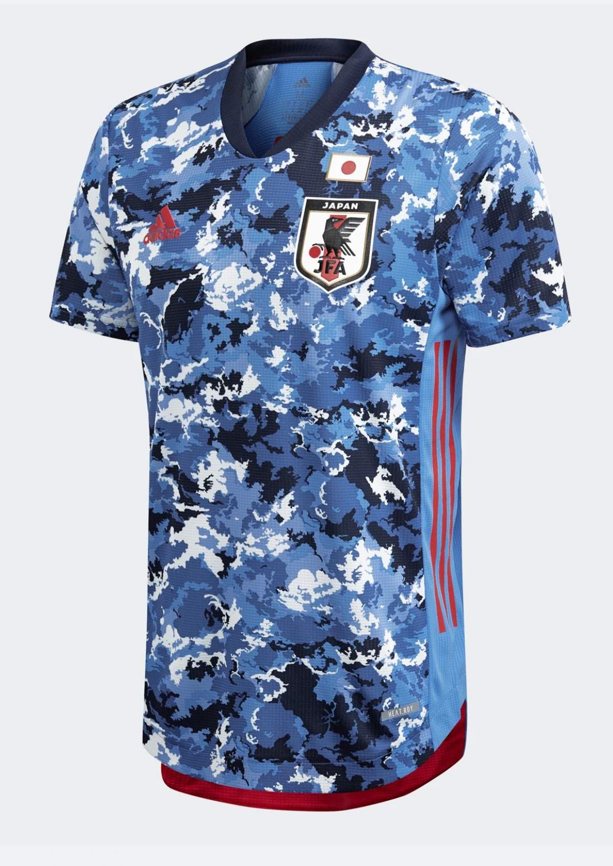 Primera equipación de Japón 20-21