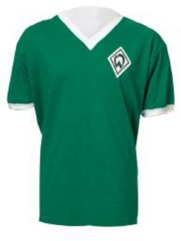 Primera equipación de Werder Bremen 68-69