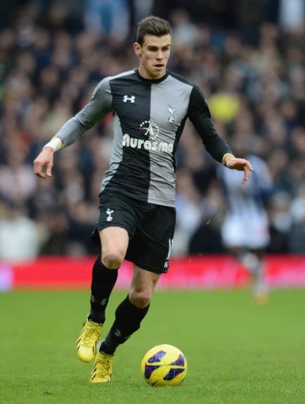 Tottenham Hotspur 12-13 Tercera 4