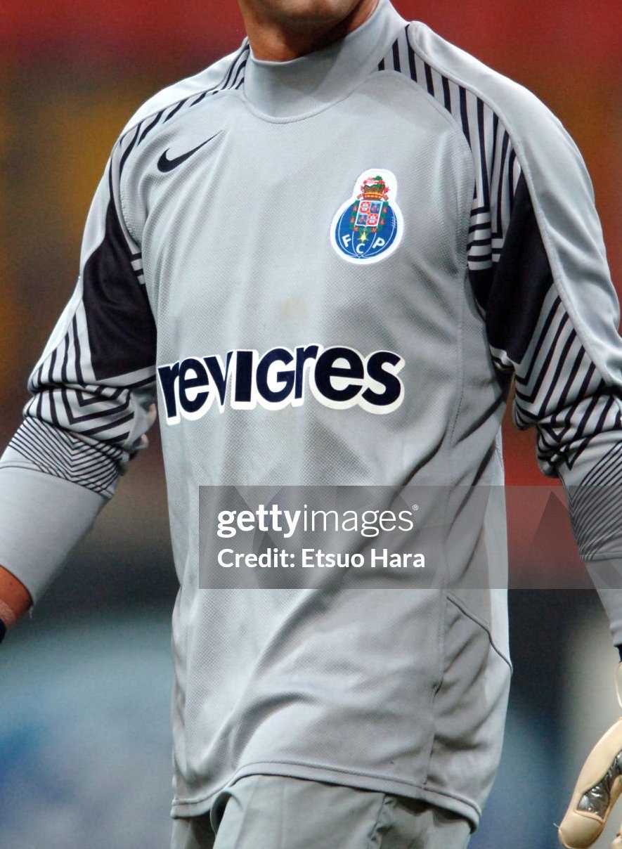 Equipación especial de Oporto 05-06