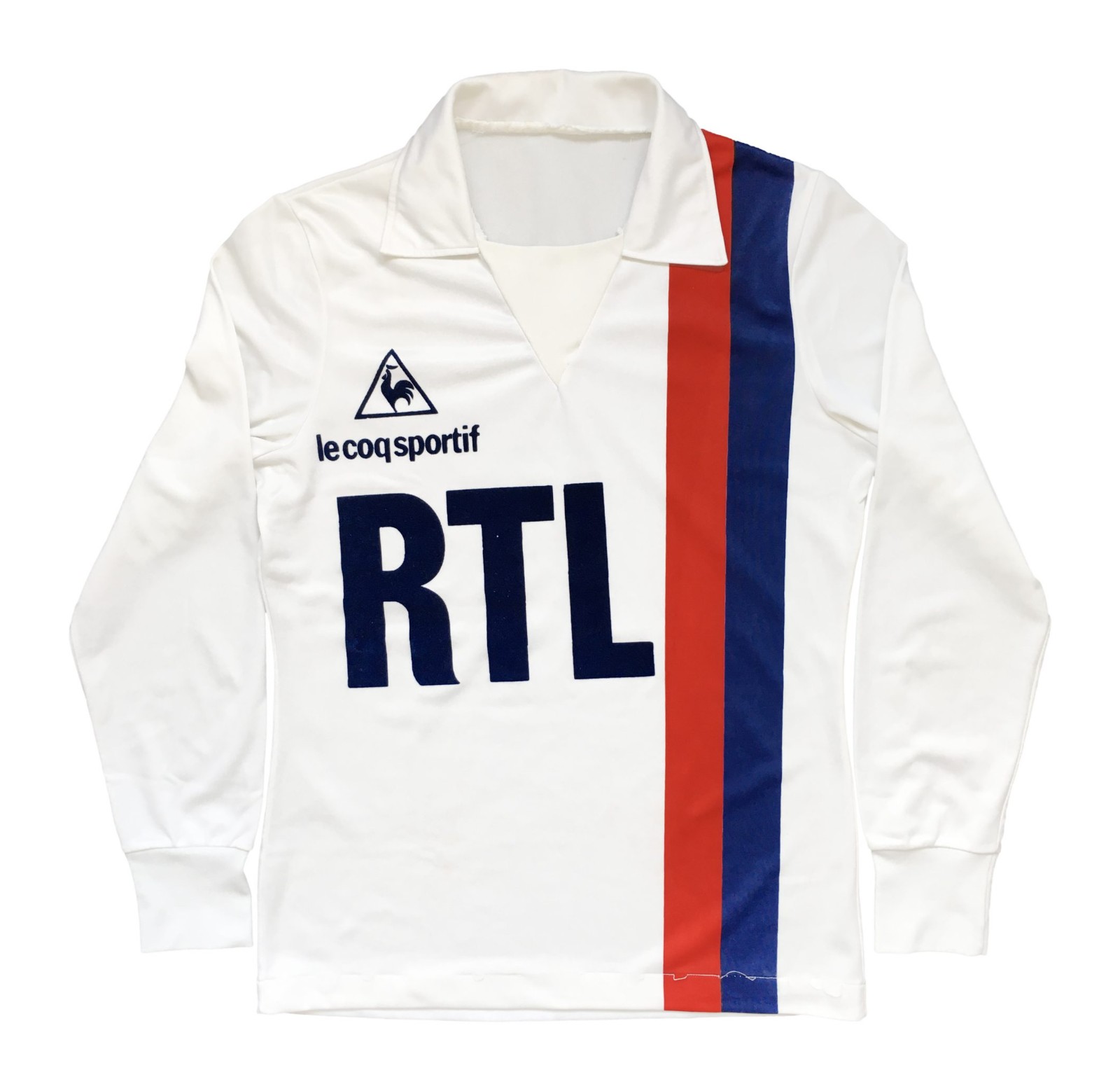 Primera equipación de Paris Saint-Germain 81-82