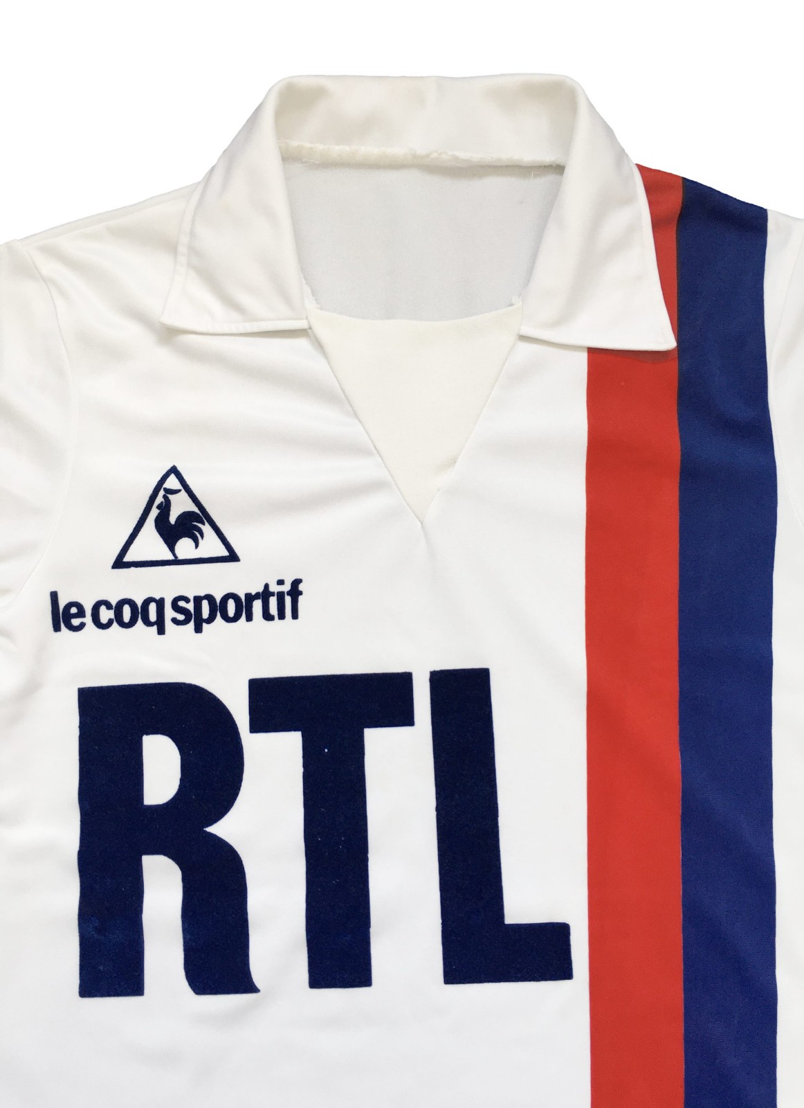 Paris Saint-Germain 81-82 Local 4