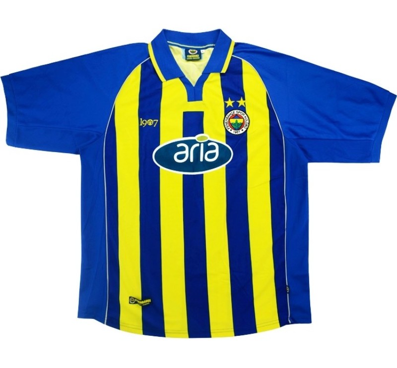 Primera equipación de Fenerbahçe 02-03