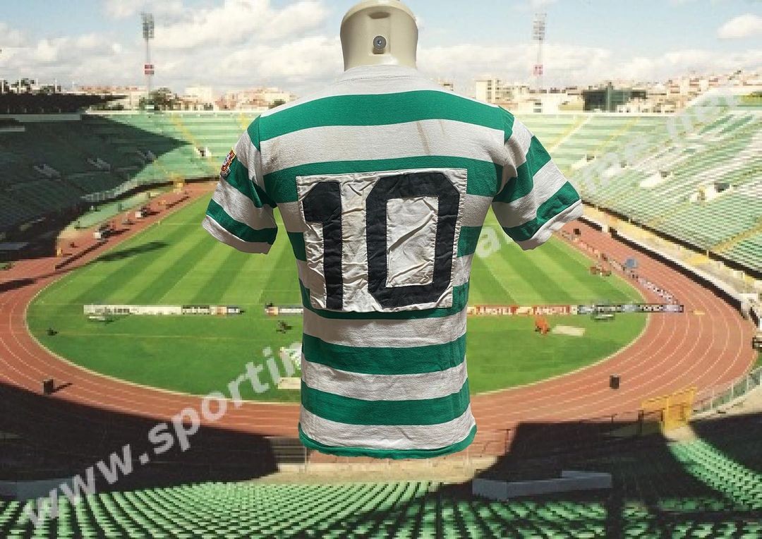 Sporting CP 82-83 Local 2
