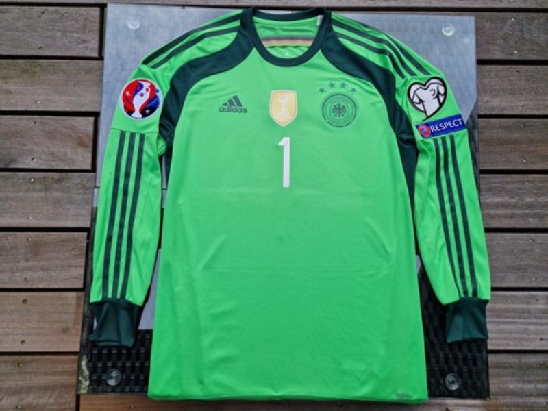 Equipación de portero de Alemania 14-15