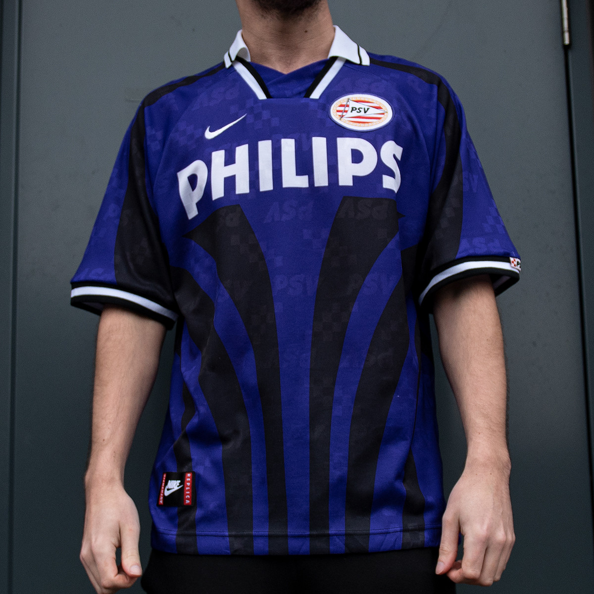 PSV 96-97 Visitante 2