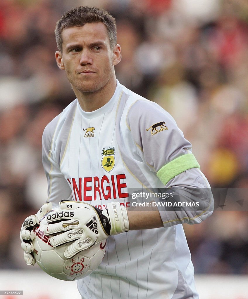 FC Nantes 05-06 Portero 2