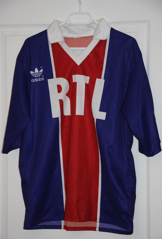 Primera equipación de Paris Saint-Germain 92-93